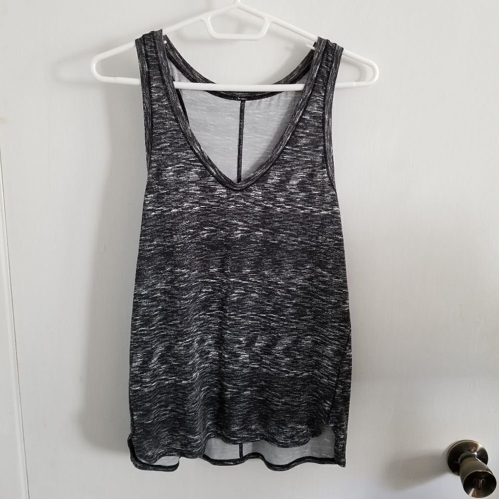 Lululemon tank  